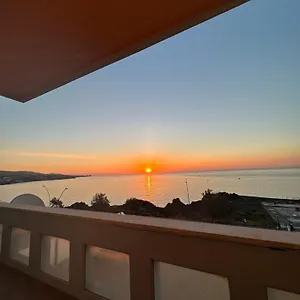 https://perla-marina-sea-view-apartament.sicilyhotelsitaly.net